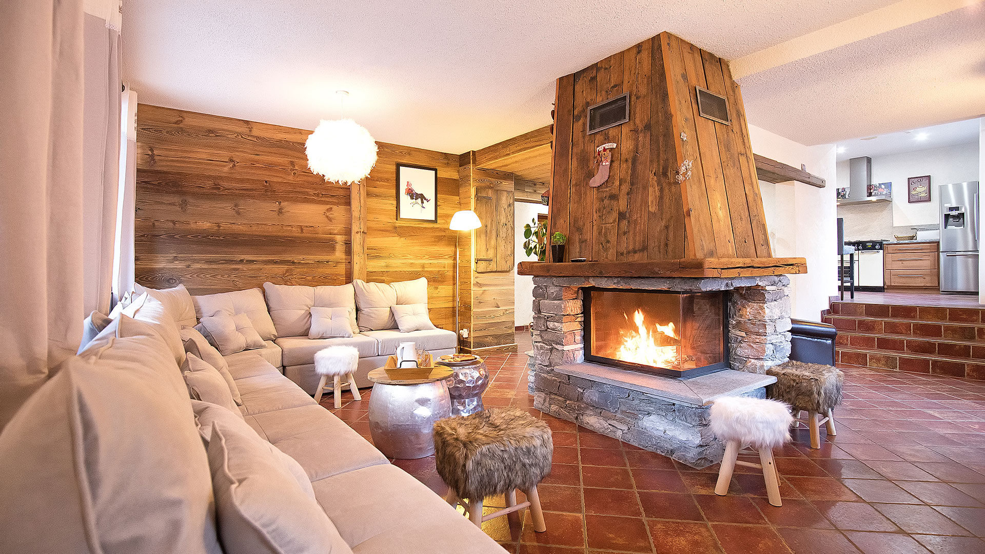 Location grand chalet Val Cenis avec cheminée